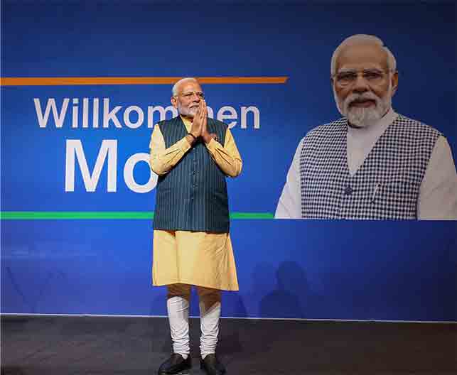 PM Narendra Modi : भारताने युद्ध नव्हे तर बुद्ध दिलेत, पाहा ऑस्ट्रियामध्ये काय म्हणाले पंतप्रधान मोदी…