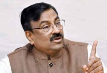 सुधीर मुनगंटीवार आणि विधानसभा अध्यक्षांमध्ये नियमावलीवरून जुंपली