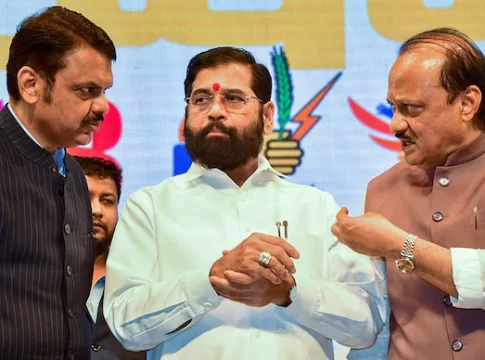 विकासकामांना जनतेने पोचपावती दिल्याने महायुतीचा दणदणीत विजय