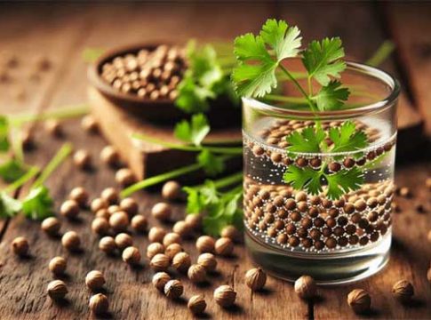 Coriander Water Benefits: दररोज एक ग्लास प्या धण्याचं पाणी शरीराला मिळतील ‘हे’ भन्नाट ५ फायदे