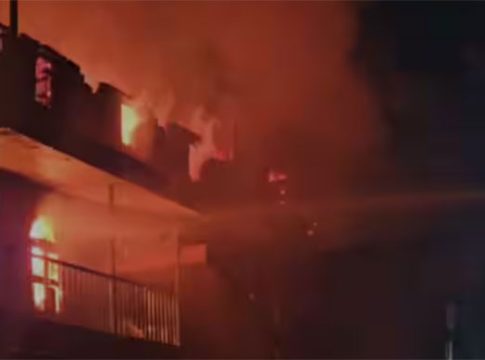 Kolhapur fire : कोल्हापुरातील ऐतिहासिक केशवराव भोसले नाट्यगृह जळून खाक
