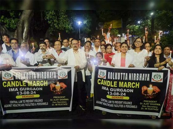Doctors strike : कोलकाता बलात्कारप्रकरणी उद्या डॉक्टरांचा संप; देशातील दवाखाने राहणार बंद!