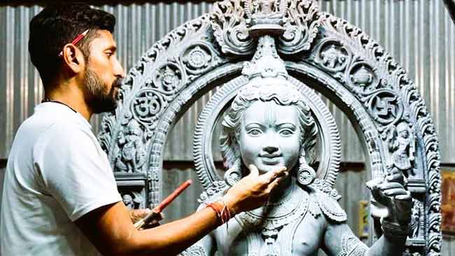 रामललाच्या मूर्तिकाराला अमेरिकेने नाकारला व्हिसा