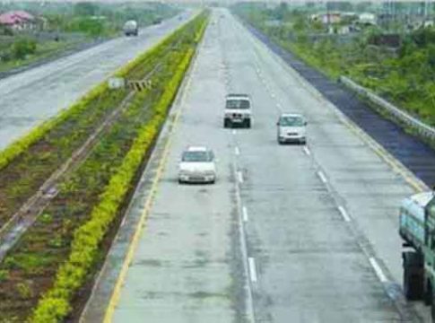Samruddhi Mahamarg : नागरिकांचा होणार जलद प्रवास; नागपूरहून भिवंडी गाठता येणार अवघ्या आठ तासांत!