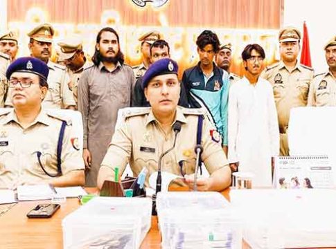 UP News : उत्तरप्रदेशातील मदरशात नकली नोटांची छपाई!