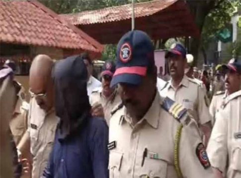 बदलापूर प्रकरणातील आरोपी अक्षय शिंदेचा एनकाऊंटरमध्ये मृत्यू