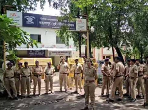 Badlapur News : बदलापूर घटनेप्रकरणी पोलिसांची मोठी कारवाई; 'तो' मेसेज पसरवणाऱ्या तरुणीला अटक