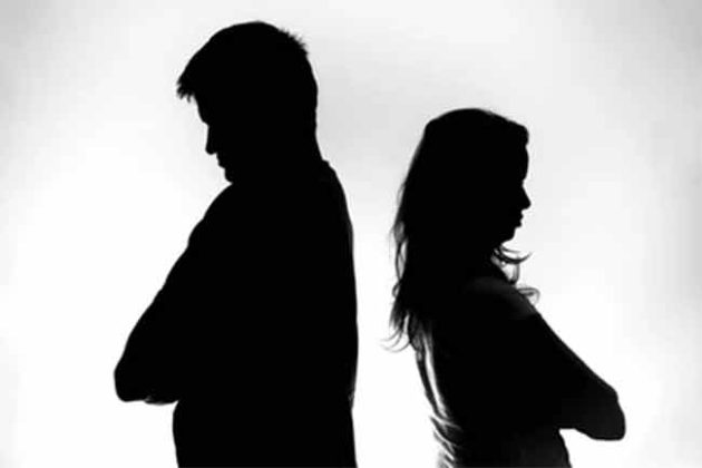 टॉक्सिक नातेसंबंध कसे असतात?