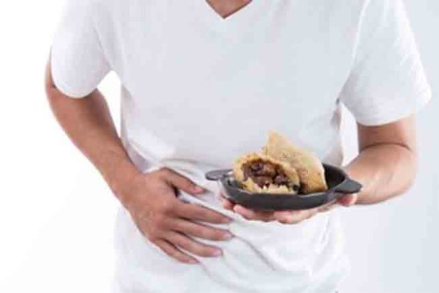 Food Poisioning: फूड पॉईझनिंग झाल्यावर काय करावे, घ्या जाणून