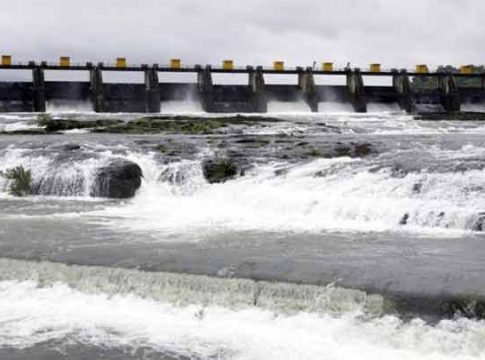 Pune Rain : पुण्यातील धरणक्षेत्रात पावसाची मुसळधार; पुणेकरांना सतर्कतेचा इशारा!