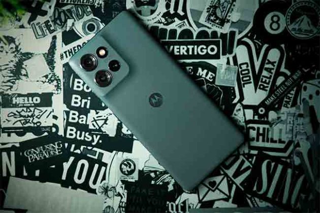 Moto Edge 50 भारतात झाला लाँच, मिळणार २००० रूपयांचा डिस्काऊंट