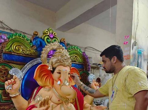 परिवर्तनासाठी यावे गणेशा