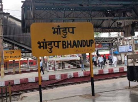 Sanjay Patil : कोकणात जाणाऱ्या सर्व एक्सप्रेस गाड्यांना भांडुप स्थानकात थांबा द्यावा!