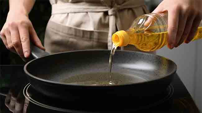 Vastu Tips: ‘या’ वस्तू कधीही मोफत घेऊ नका, अन्यथा होईल मोठे आर्थिक नुकसान!
