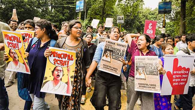 Doctor Strike : पश्चिम बंगालमधील डॉक्टरांचा संप मागे!