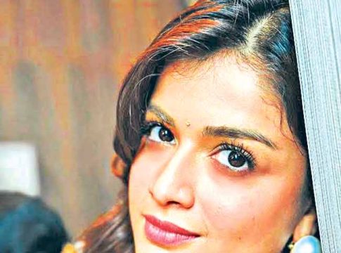 ‘नवरा माझा नवसाचा २’ मनोरंजनाचा फॅमिली पॅकेज