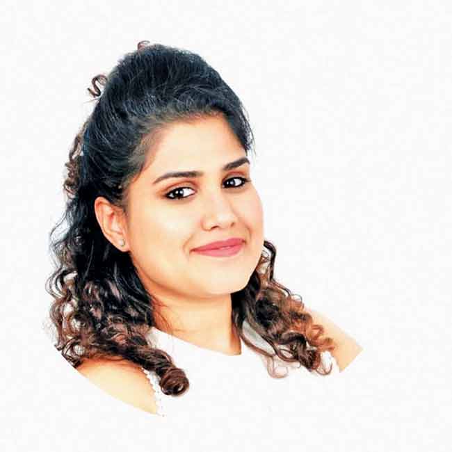 कॉर्पोरेट नोकरी सोडून आज करतेय कोट्यवधींची उलाढाल