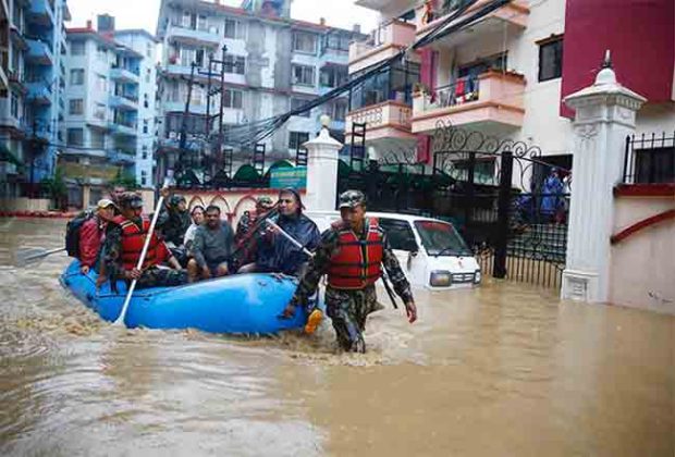 नेपाळमध्ये पुराचा कहर, मृतांची संख्या १७० वर, ४२ जण बेपत्ता