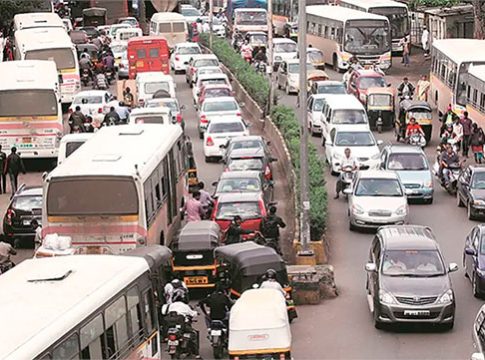 Pune News : शहरातील प्रमुख १५ रस्ते कोंडीमुक्त करण्यावर भर; गतिमान वाहतुकीचा संकल्प!