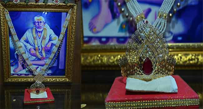दानशूर भक्ताकडून साईचरणी १२ लाख रुपयांचा सुवर्ण हिरेजडित मुकुट अर्पण