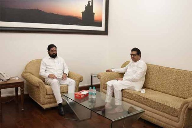 Raj Thackeray : राज ठाकरे यांनी वर्षा निवासस्थानी घेतली मुख्यमंत्र्यांची भेट!