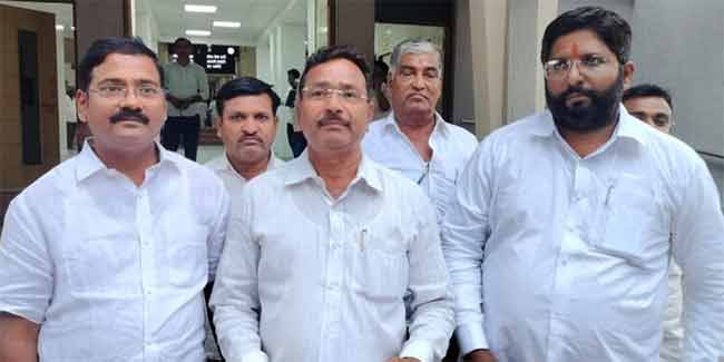 Solapur News : सोलापुरातील कॉन्ट्रॅक्टर करणार काम बंद आंदोलन!