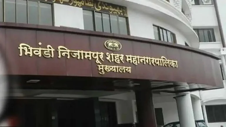 भिवंडी महापालिकेतील स्वच्छता निरीक्षकाला निलंबित करण्याची मनसेची मागणी; दिला आंदोलनाचा इशारा