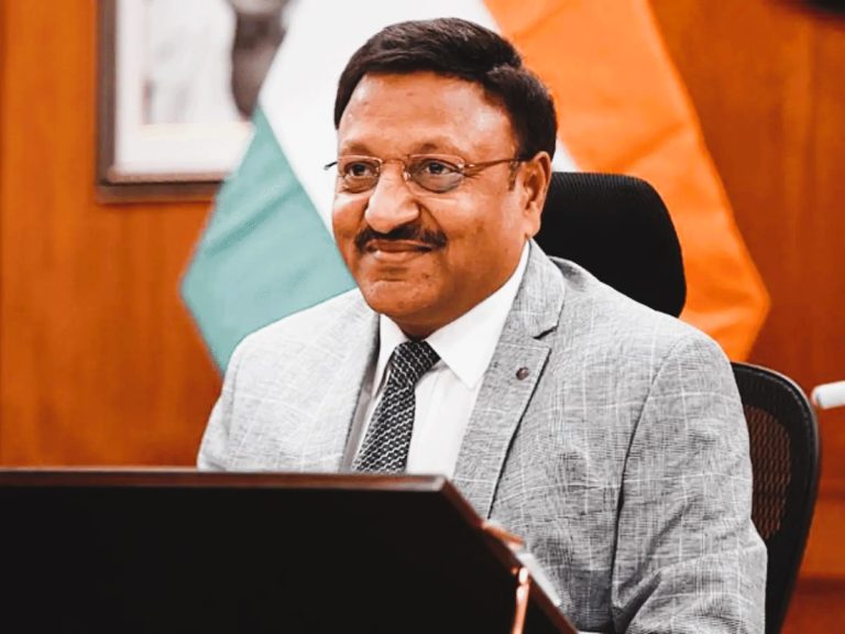 काँग्रेसचे आरोप तथ्यहिन, बेजबाबदार – निवडणूक आयोग