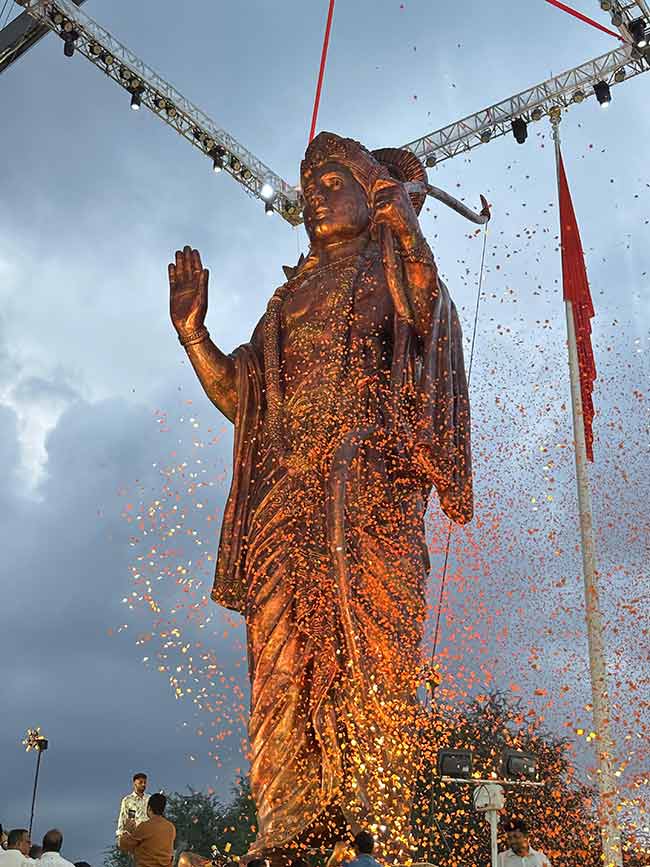 पंचवटीतील तपोवनात श्रीरामाची ७० फुटी मूर्तीचे लोकार्पण