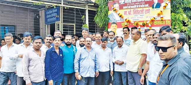 सिन्नरच्या टोल प्लाझा कर्मचाऱ्यांचा महाराष्ट्र समर्थ कामगार संघटनेत प्रवेश