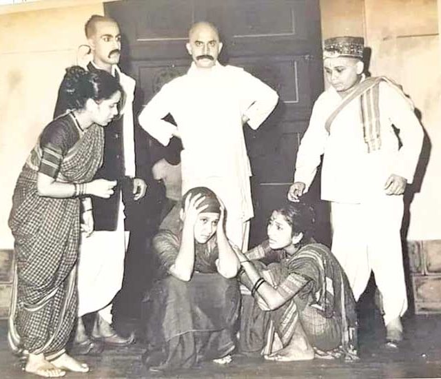 अफलातून बजरबट्टू