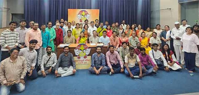 बालरंगभूमी परिषदेच्या वतीने ‘दिव्यांग’ मुलांसाठी सांस्कृतिक कला महोत्सव कार्यक्रम