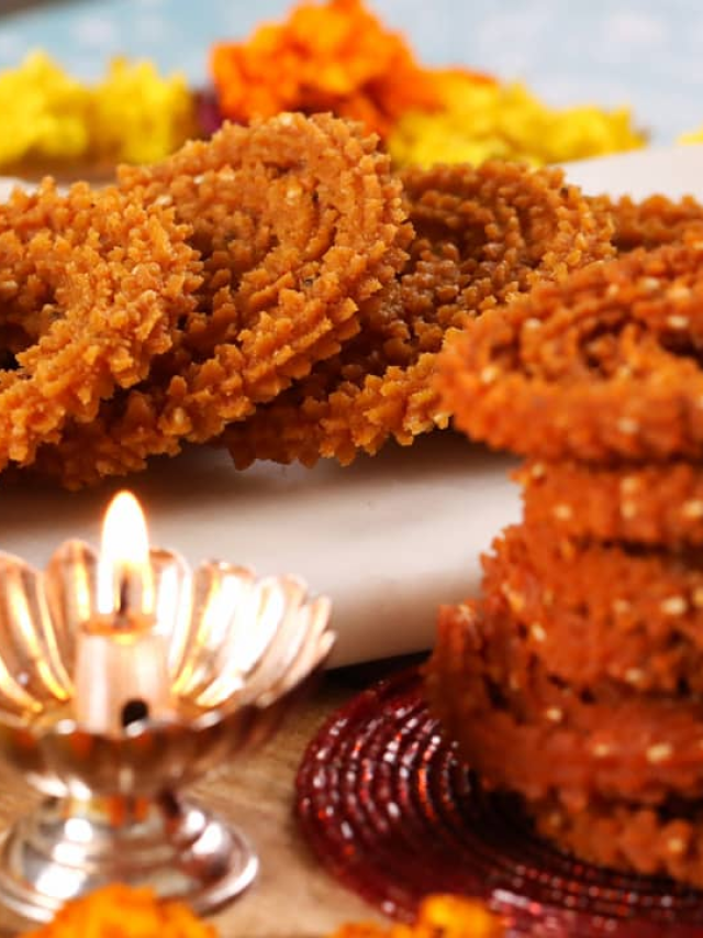 Diwali Chakli Receipe : दिवाळीत या ६ प्रकारच्या चकल्या नक्की ट्राय करा!