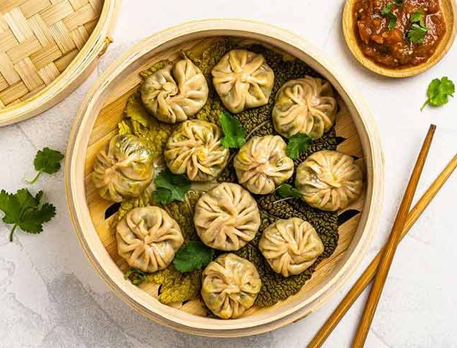 मोमोज खाल्ल्याने महिलेचा मृत्यू!
