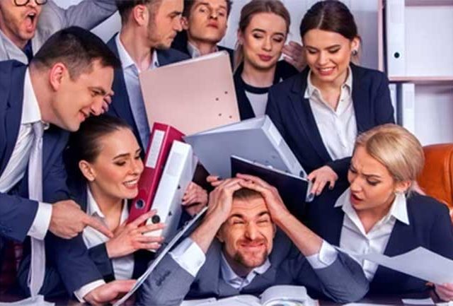 बेरोजगारी घटली,  आता रोजगार वाढ हवी