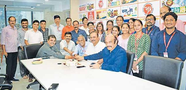 दैनिक प्रहार मुंबई आवृत्तीचा १६ वा वर्धापन दिन उत्साहात
