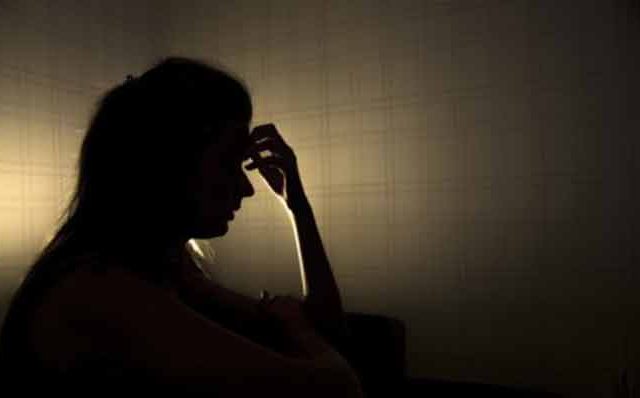 Extortion : झक मारली आणि कॅब चालकाशी मैत्री केली, पीडित महिलेला पश्चाताप!