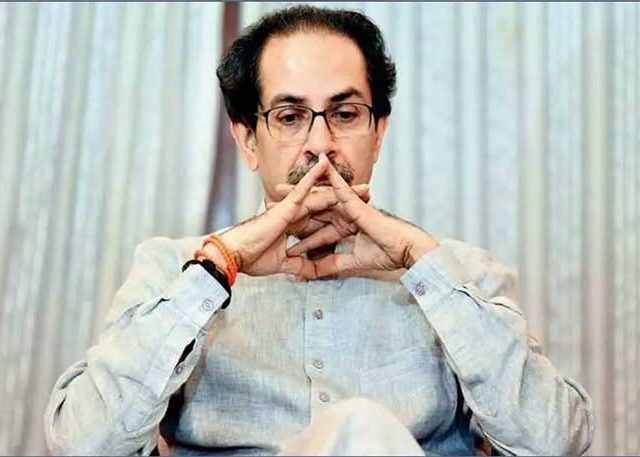 धनुष्यबाणाच्या हल्ल्याने, उबाठा सेना घायाळ