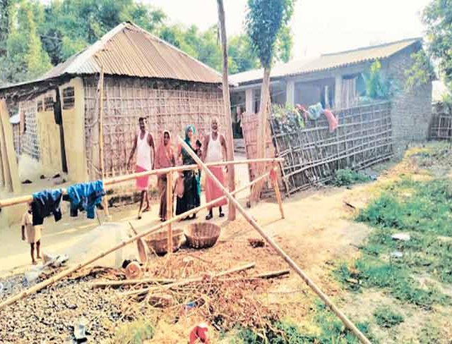 चला, गावखेड्यांना आत्मनिर्भर बनवू या!