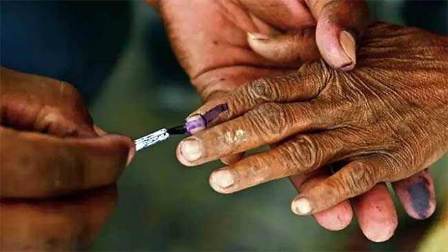 महाराष्ट्रातील ३४ जिल्हा परिषदांच्या अध्यक्ष, उपाध्यक्ष, सभापतींसाठी आरक्षण जाहीर
