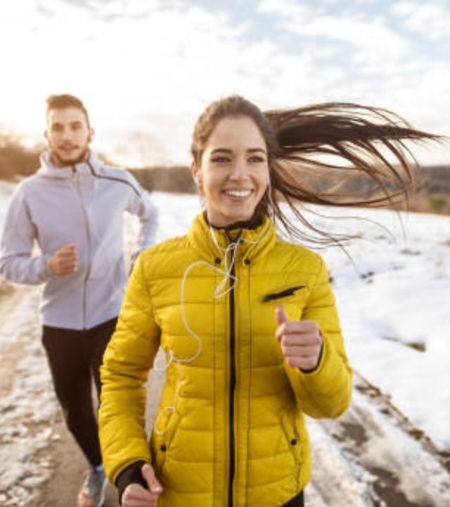 Health Care Tips: आला आला हिवाळा तब्बेत आता सांभाळा! अस्वस्थ वाटत असेल तर 'हे' घरगुती उपाय करून बघाचं