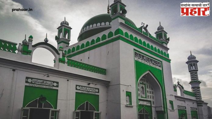 Sambhal Jama Mosque : कोणतीही कारवाई करू नका, संभल जामा मशीद वाद प्रकरणी सर्वोच्च न्यायालयाचे आदेश