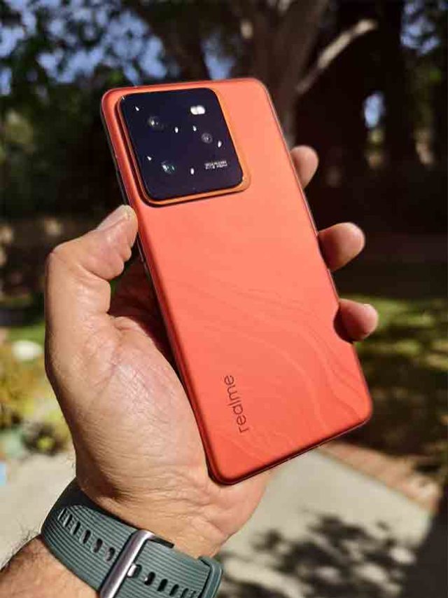 १६ जीबी रॅम, दमदार बॅटरीसह Realmeचा ५ जी स्मार्टफोन, जाणून घ्या फीचर्स आणि किंमत