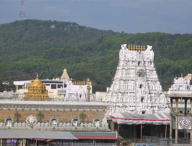 Tirupati Balaji Darshan : आनंदवार्ता! स्थानिक नागरिकांना मिळणार २ तासात वेंकटेश्वराचे दर्शन