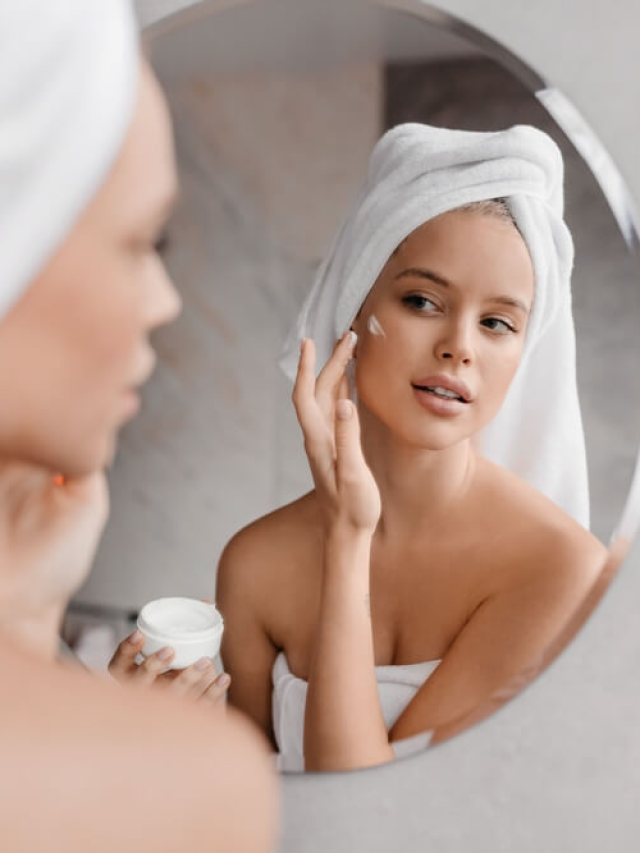 Best moisturizer : हिवाळा आलायं! मॉइश्चरायझर निवडता येत नाही? मग ‘हे’ खास मॉइश्चरायझर एकदा पहाच