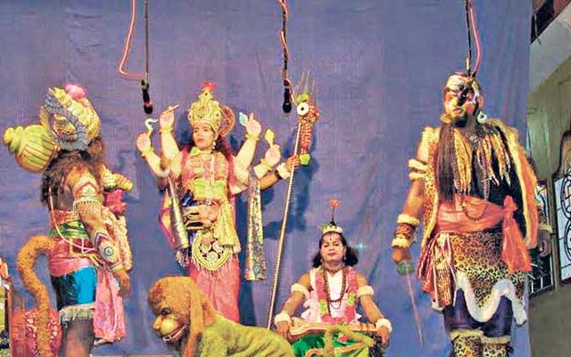 दशावतार कलाकारांना मिळणार विशेष ओळखपत्र, आमदार निलेश राणे यांच्या पाठपुराव्याला यश
