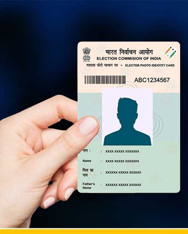 मतदारांना नव्या स्वरुपातील ओळखपत्र