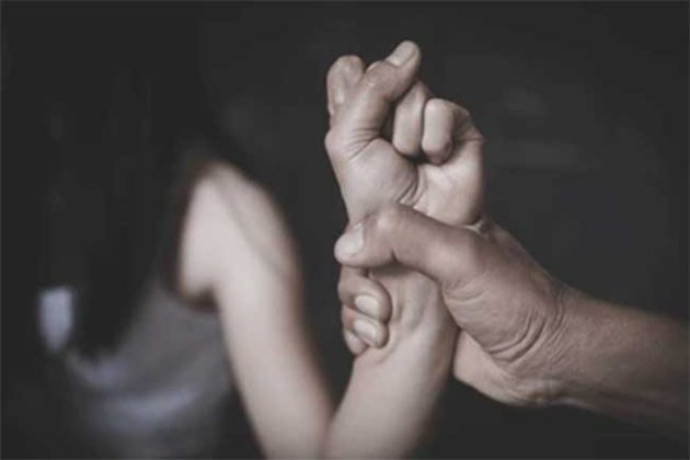 Dombivli Girl Abused Case : पित्याच्या कुशीतही 'ती' असुरक्षितच!