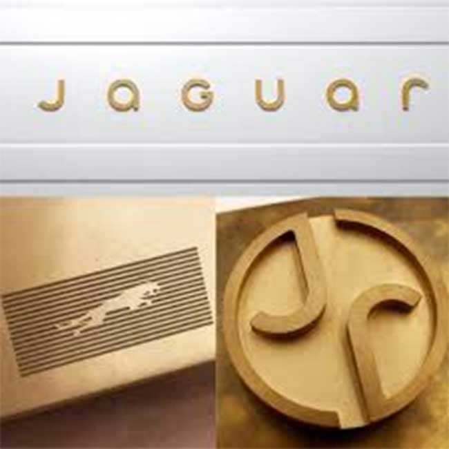 Jaguar Logo: जॅग्वार कंपनीच्या नव्या लोगोवर नेटकरी नाराज