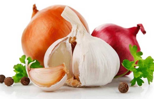 इंधनाचा धडाका, कांदा-लसणाचा तडका